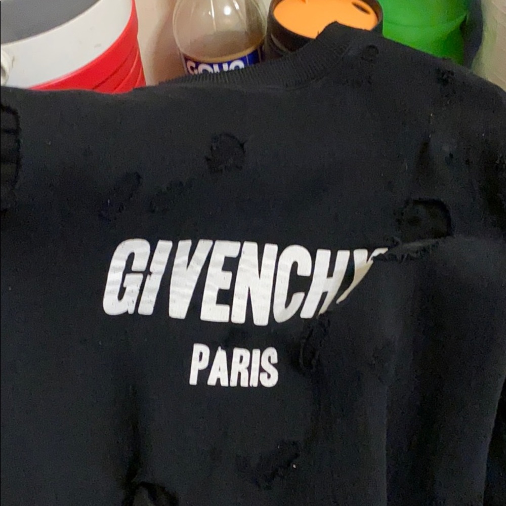 Crew neck